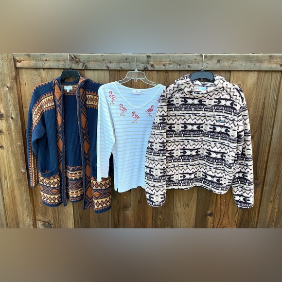 Women’s clothing bundle -3 pieces -SOLD - Picture 16 of 16